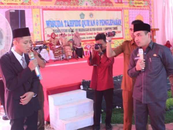 Kabid Madrasah Uji Kompetensi Siswa Tahfidz Quran MAN 1 Lampung Timur
